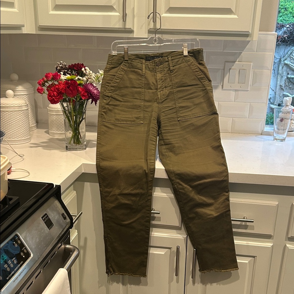 Sanctuary Women’s Cargo Pants in Olive